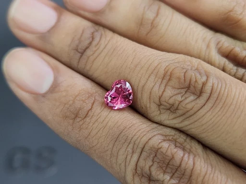 Pink spinel Mahenge heart shape 1.63 carats, Tanzania ID 11418