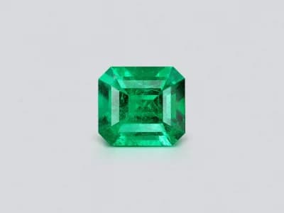 Neon Paraiba tourmaline greenish blue heart shape 2.61 carats, Mozambique ID 10983