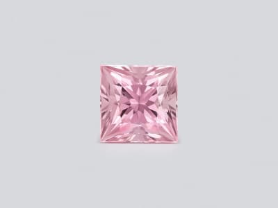 Rhodolite garnet oval cut 5.16 carats, Africa ID 11603