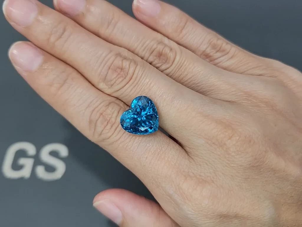Zircon neon blue heart shape 13.09 carats, Cambodia ID 10821