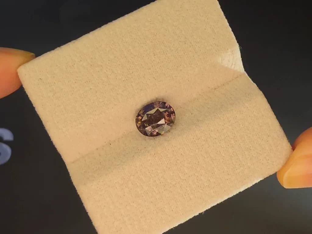 Alexandrite color changing oval cut 2.02 carats, Tanzania ID 12128
