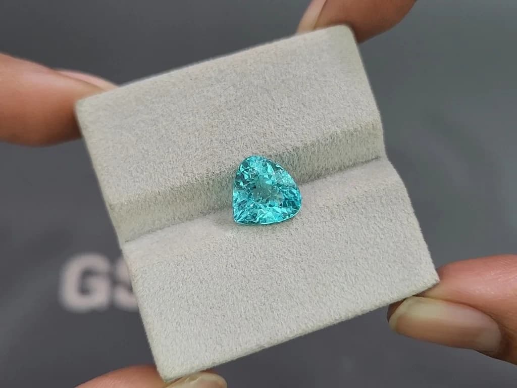 Neon blue Paraiba tourmaline in pear cut 3.25 carats, Mozambique ID 10830