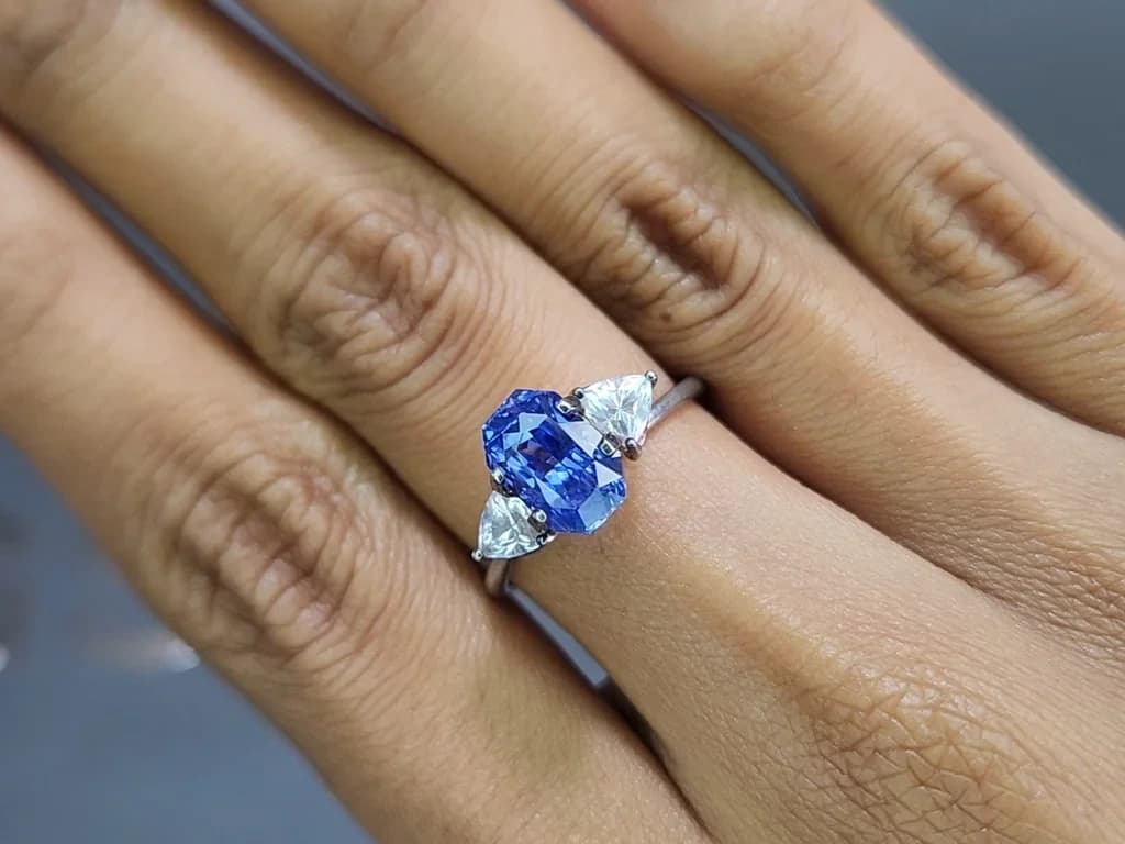 Sapphire Cornflower Blue radiant cut 3.45 carats,Sri Lanka ID 12133