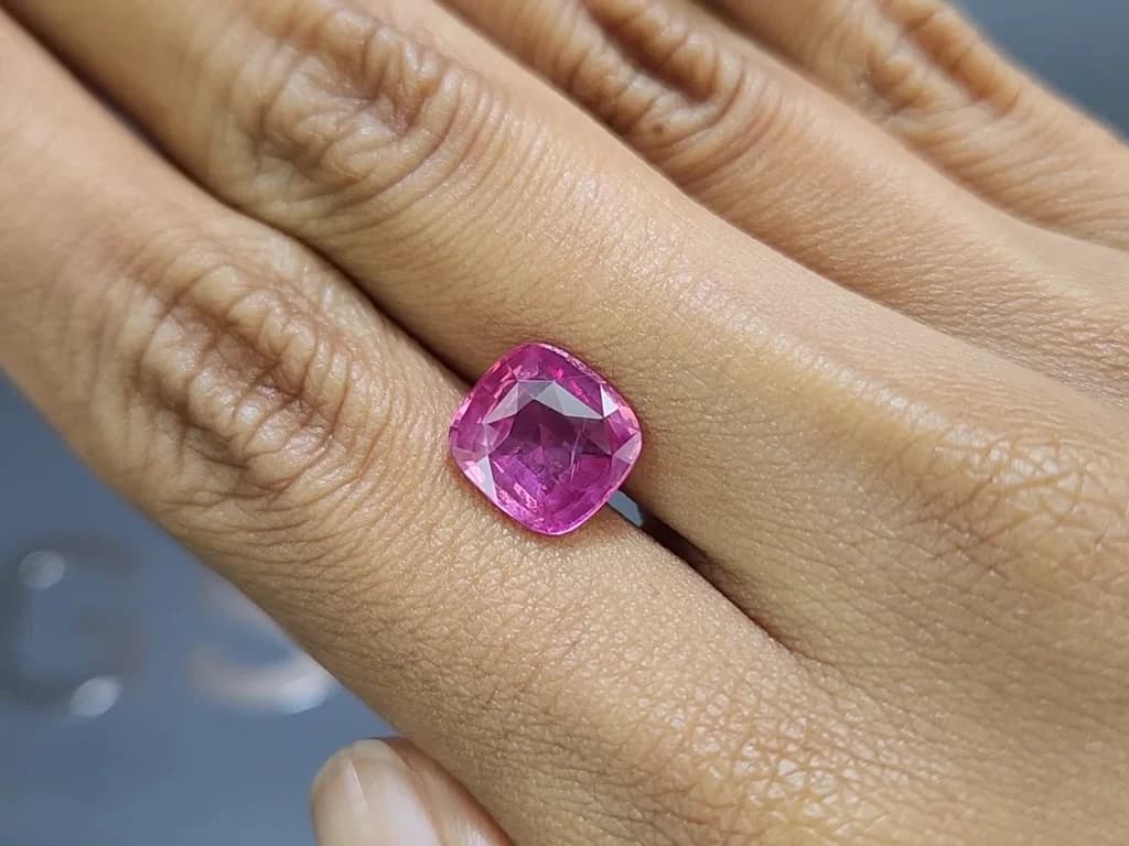 Unheated pink sapphire cushion cut 5.02 carats, Sri Lanka ID 12139