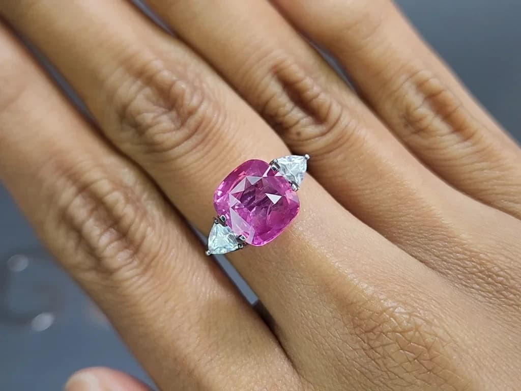 Unheated pink sapphire cushion cut 5.02 carats, Sri Lanka ID 12139