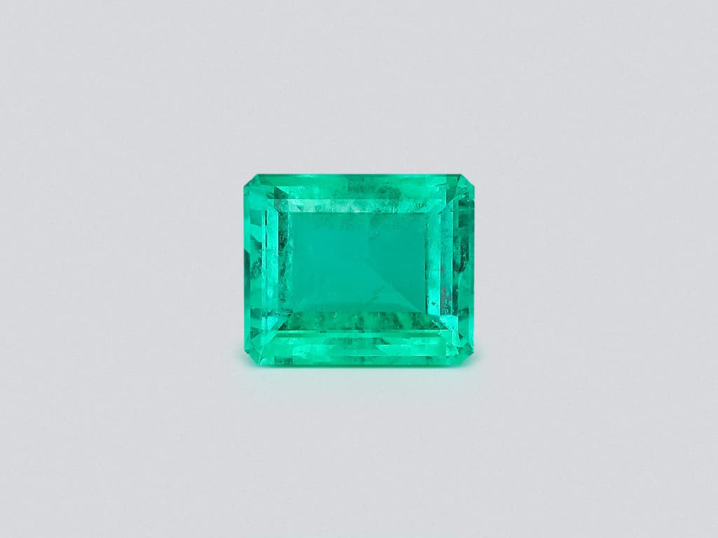 Emerald octagon cut 15.52 carats, Colombia ID 11041