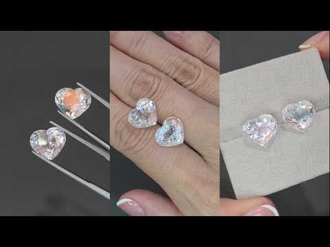 Pair of moonstones heart shape 9.26 carats, Madagascar ID 12289