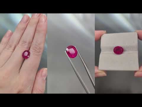 Unheated Pigeon's Blood red ruby in oval cut 5.27 carats, Burma (Mogok), GRS, SSEF ID 10374