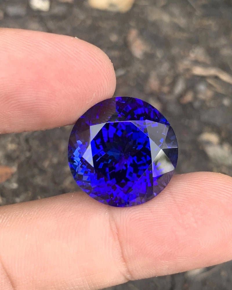 Tanzanite - 35.23 ct
