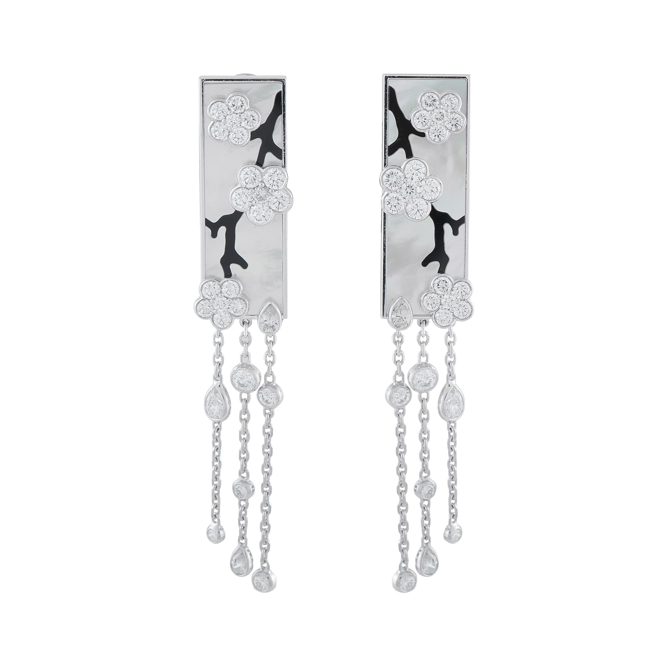 White Gold, Onyx, Mother of Pearl and Diamond Miroir Des Eaux Earclips
