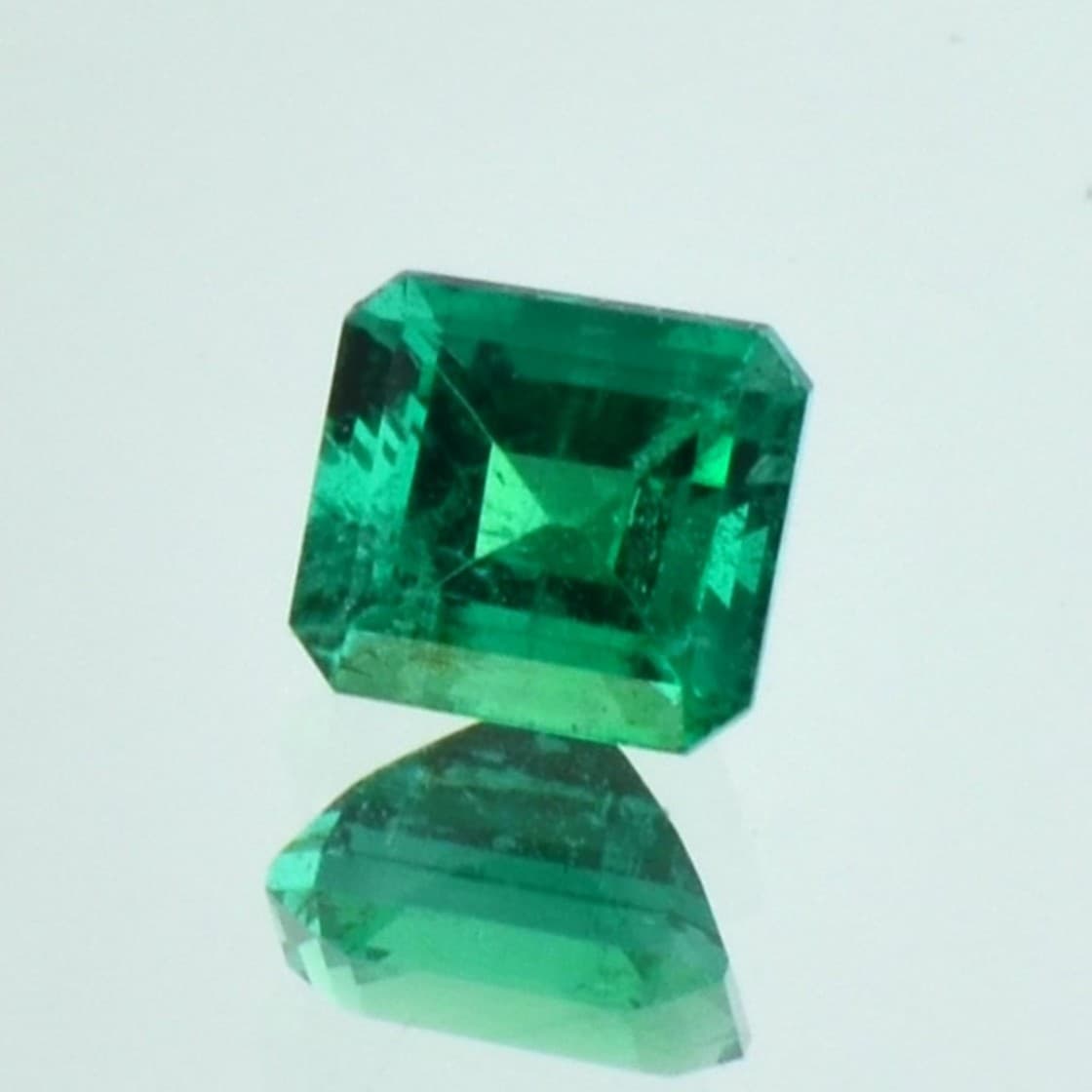 YOUR TRUSTFUL SOURCE FOR CERTIFIED DIAMONDS & GEMSTONES