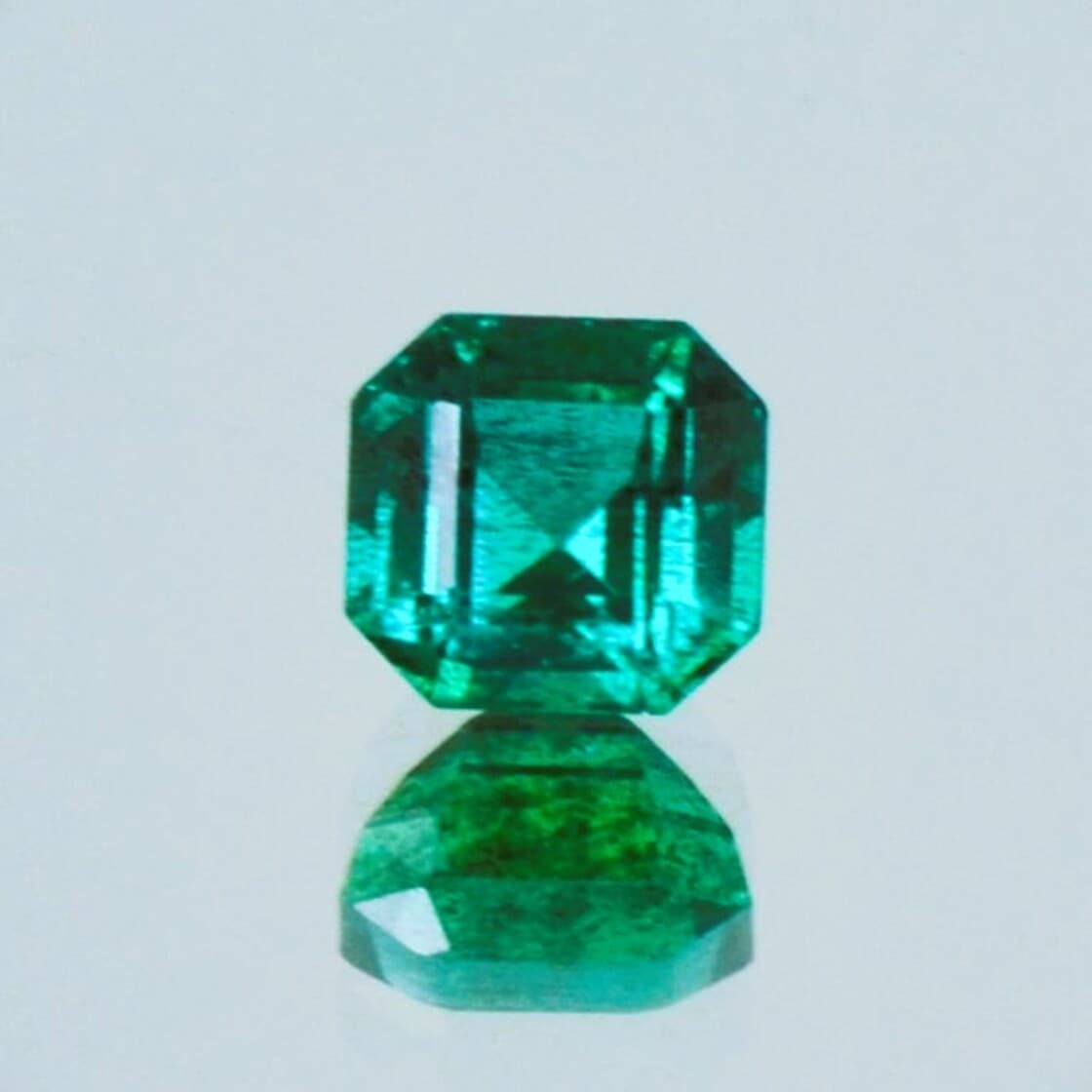 YOUR TRUSTFUL SOURCE FOR CERTIFIED DIAMONDS & GEMSTONES