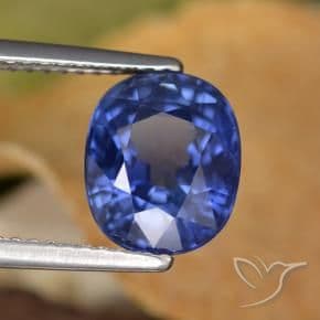 3.80ct Cornflower Blue Sapphire, Oval Cut, 9.2x7.7 mm