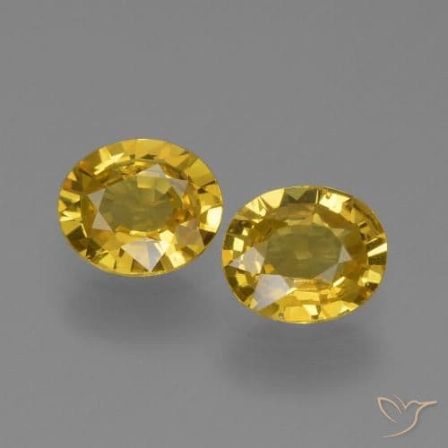 2.27ct Medium Orange-Gold Sapphire, Oval Cut, 7.7x7.2 mm