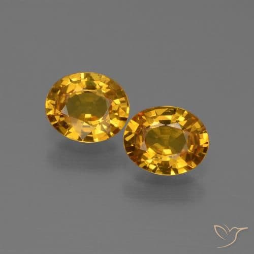 1.32ct Medium Orange-Gold Sapphire, Oval Cut, 5.9x5 mm