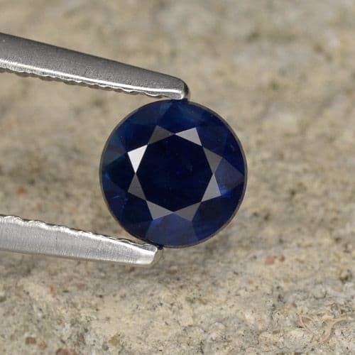 0.65ct Natural Navy Blue Sapphire, Round Cut, 5.08 mm