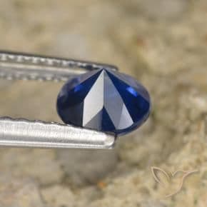 0.67ct Natural Navy Blue Sapphire, Round Cut, 5.19 mm