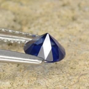 0.57ct Natural Dark Blue Sapphire, Round Cut, 5.07 mm