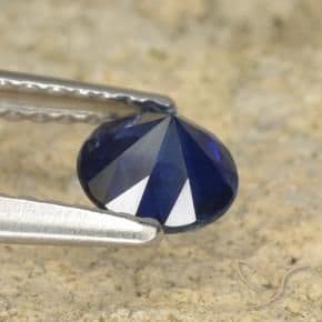 0.60ct Natural Navy Blue Sapphire, Round Cut, 5.13 mm