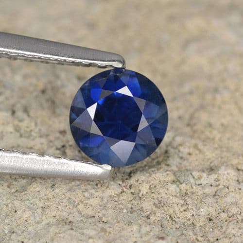 0.69ct Natural Navy Blue Sapphire, Round Cut, 5.20 mm