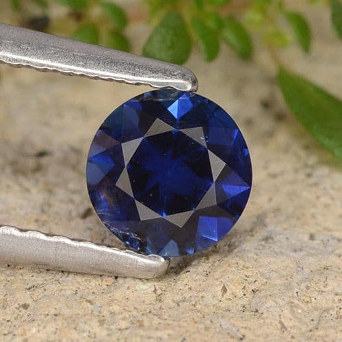 0.68ct Natural Navy Blue Sapphire, Round Cut, 5.34 mm