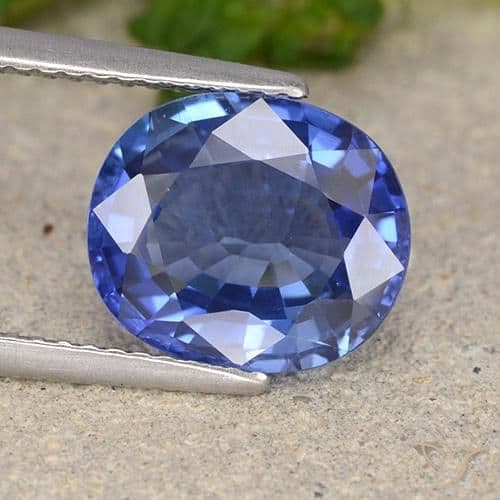 4.61ct Cornflower Blue Sapphire, Oval Cut, 10.7x9.2 mm
