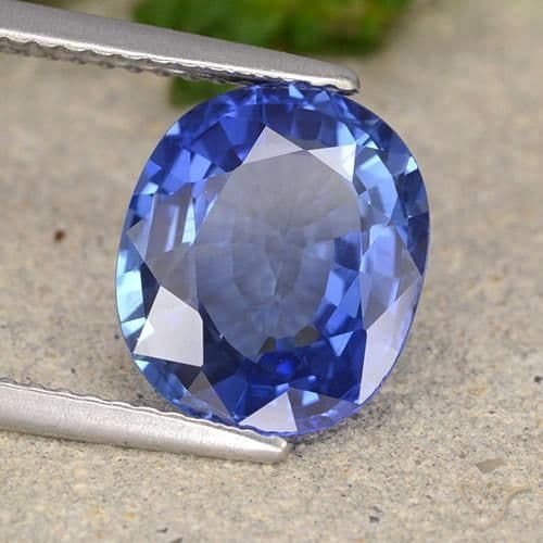 4.61ct Cornflower Blue Sapphire, Oval Cut, 10.7x9.2 mm