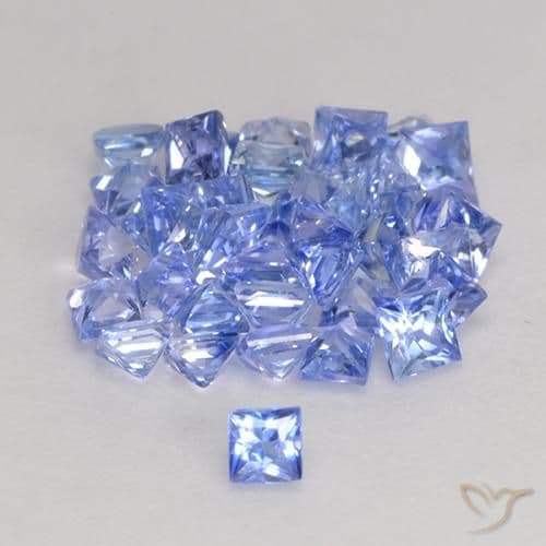 Best Blue Sapphires for Anniversary Band | Princess cut Sapphire set