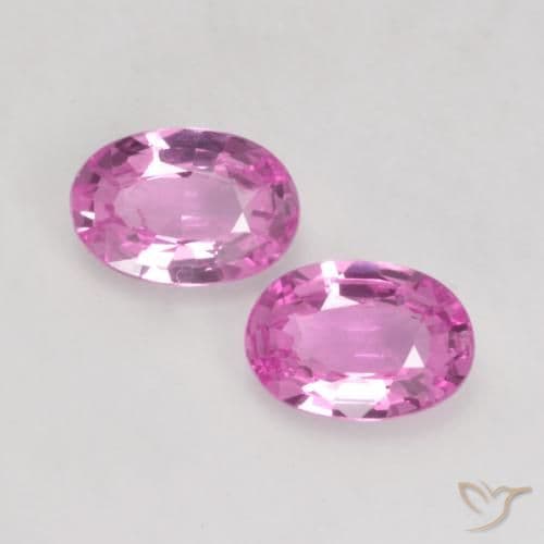 1.15ct Bright Pinkish Purple Sapphire, Oval Cut, 6.3x4.4 mm