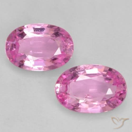 0.46ct Bright Pinkish Purple Sapphire, Oval Cut, 6.1x4 mm