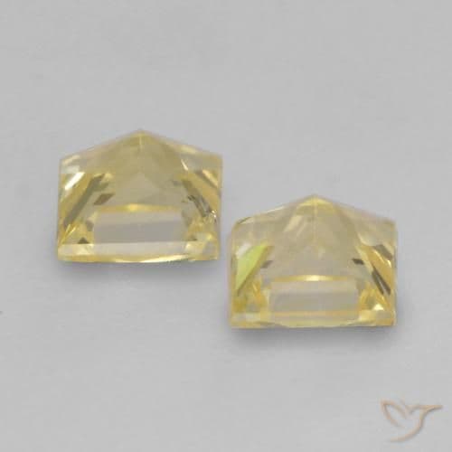 0.44ct Natural Light Gold Sapphire, Square, 3.1x3 mm