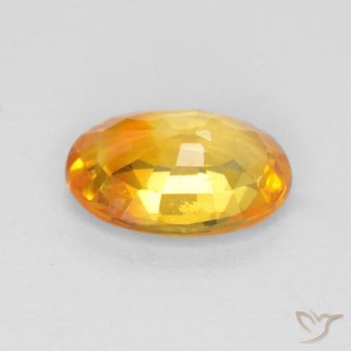 0.70ct Natural Medium Golden Sapphire, Oval Cut, 6.6x4.7 mm