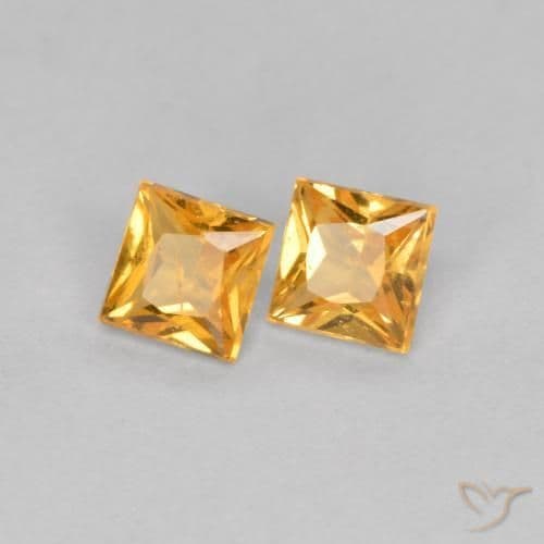 0.45ct Natural Orange-Gold Sapphire, Square, 3.2x3.1 mm