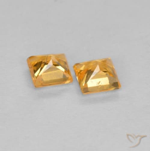 0.45ct Natural Orange-Gold Sapphire, Square, 3.2x3.1 mm
