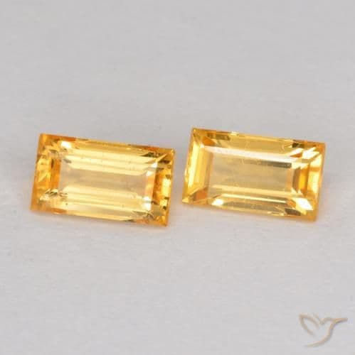 0.54ct Natural Orange-Gold Sapphire, Baguette, 4.6x2.6 mm