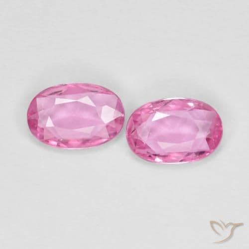 0.90ct Natural Medium Pink Sapphire, Oval Cut, 6.1x4.1 mm