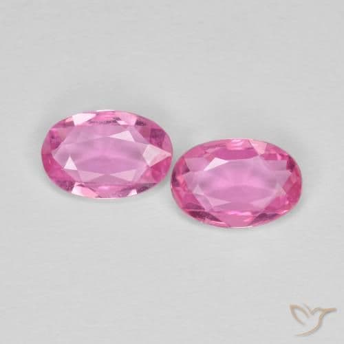 0.77ct Natural Medium Pink Sapphire, Oval Cut, 5.9x4 mm