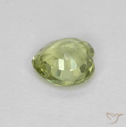 0.39ct Pale Lime Green Sapphire, Heart Shape, 4.5x4.4 mm