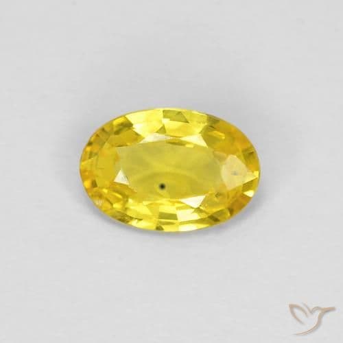 0.46ct Light Golden-Yellow Sapphire, Oval Cut, 6.1x4 mm