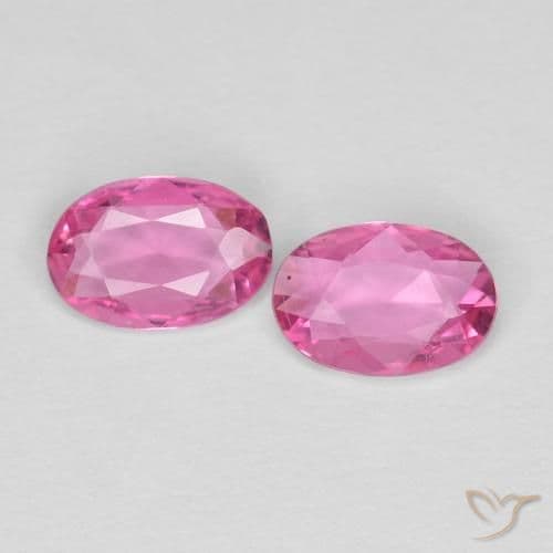 0.62ct Natural Deep Pink Sapphire, Oval Cut, 5.6x3.8 mm