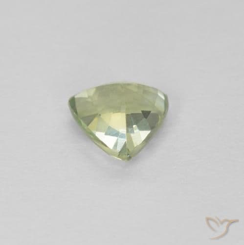 0.45ct Yellowish Green Sapphire, Trillion, 4.8x4.6 mm