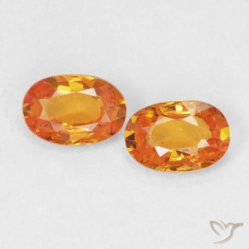 1.15ct Natural Bright Orange Sapphire, Oval Cut, 6.1x4.1 mm