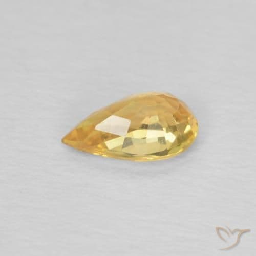 0.45ct Light Orange-Gold Sapphire, Pear Shape, 6x3.8 mm