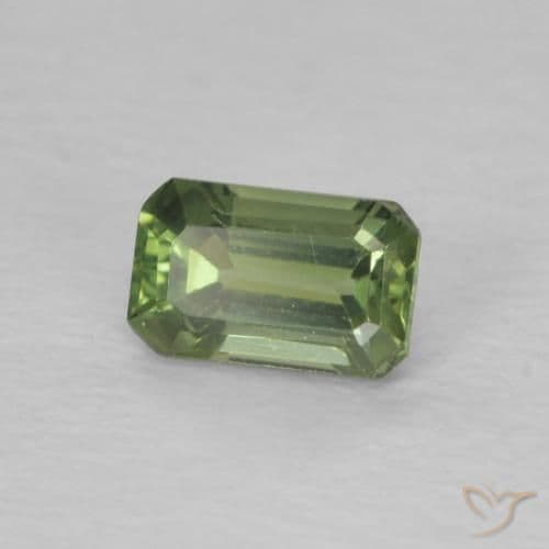0.50ct Medium Green Sapphire, Emerald Cut, 5.1x3.2 mm