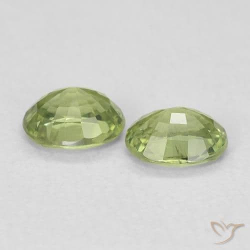 0.85ct Natural Medium Green Sapphire, Oval Cut, 5.1x4 mm