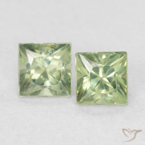 0.45ct Natural Warm Green Sapphire, Square, 3.1x3.1 mm