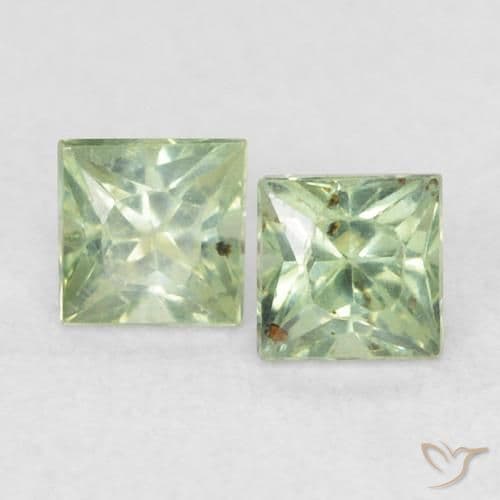 0.47ct Natural Medium Green Sapphire, Square, 3.1x3 mm
