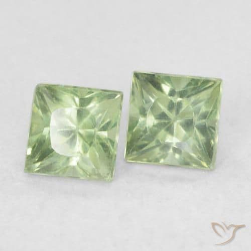 0.43ct Natural Medium Green Sapphire, Square, 3x3 mm