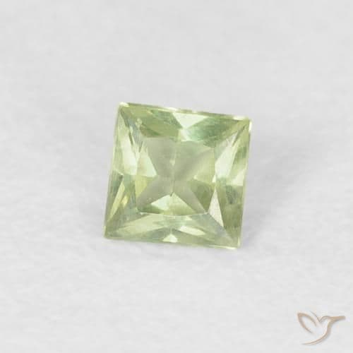 0.18ct Light Yellow Green Sapphire, Square, 3.1x3.1 mm