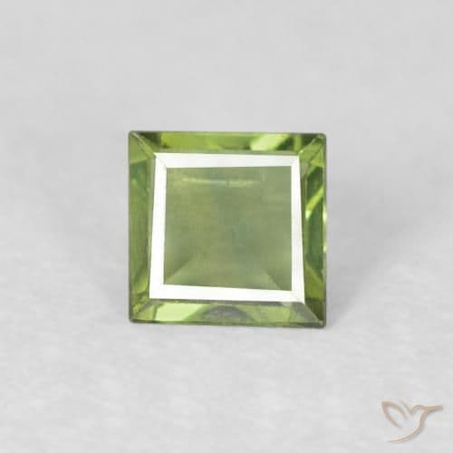 0.33ct Warm Forest Green Sapphire, Square, 3.8x3.8 mm